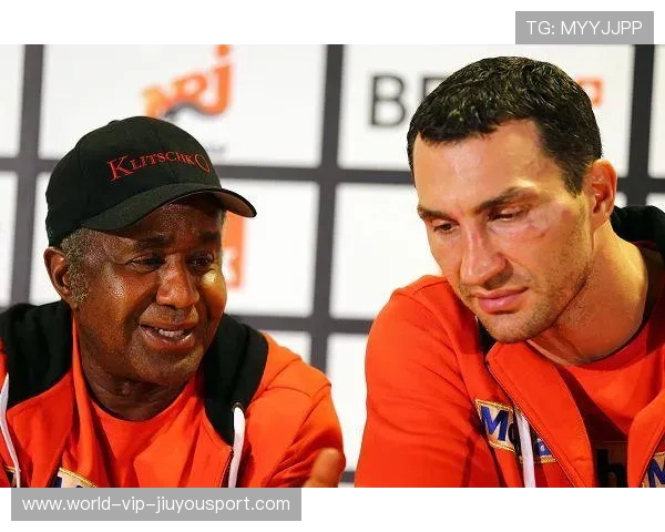 传奇教练重返赛场，老将士气被瞬间点燃