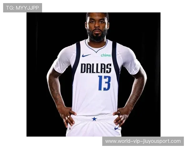 马绍尔突破分球，独行侠空位命中不停，马绍尔单场12个三分